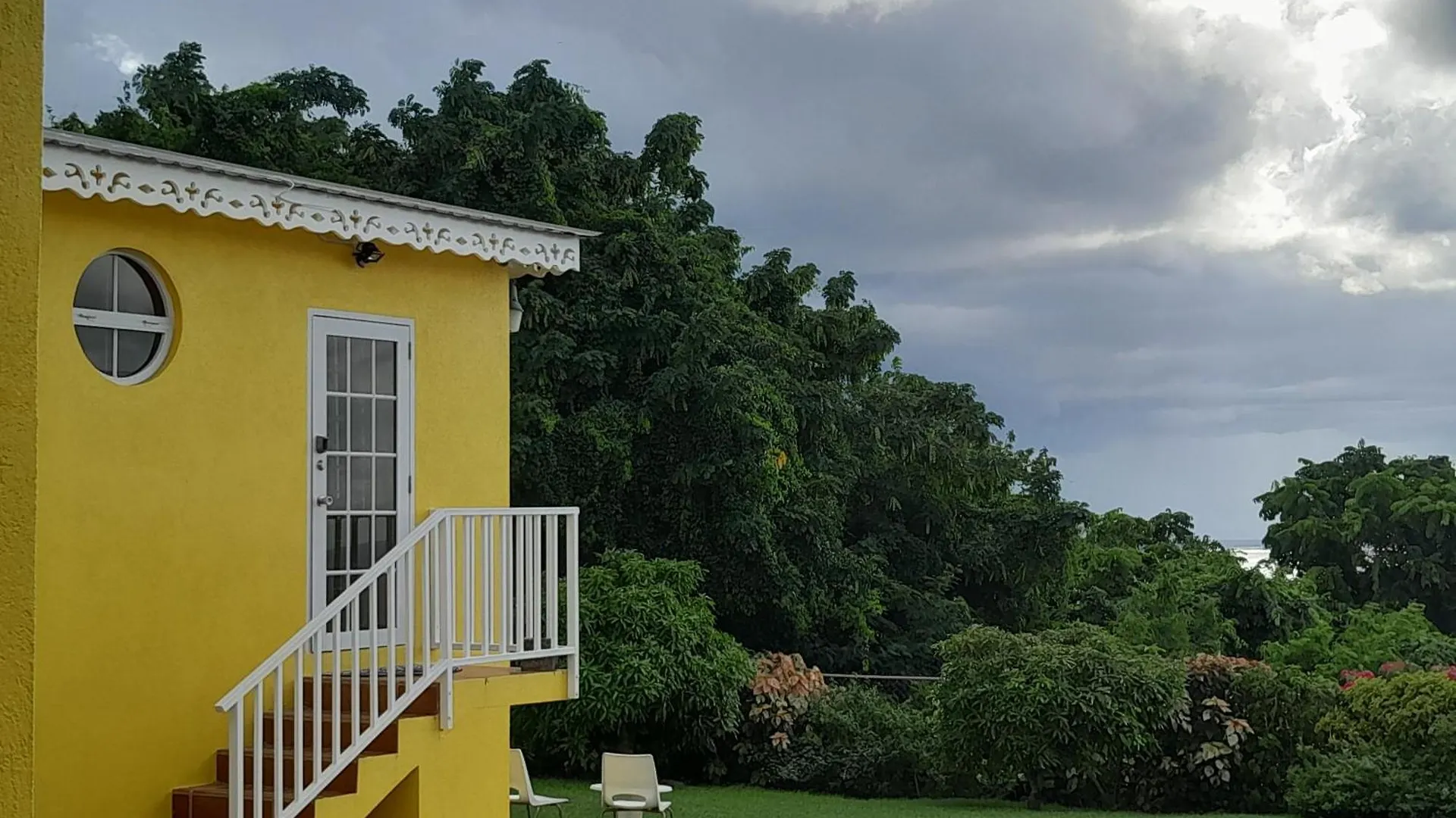 Spectacular Ocean View Retreat Appartement Saint James